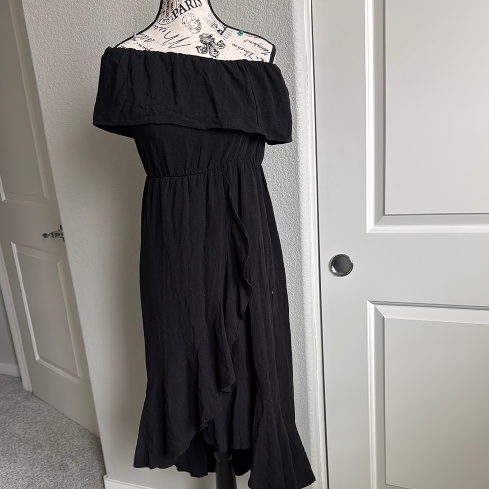 Black off the Shoulder Dress